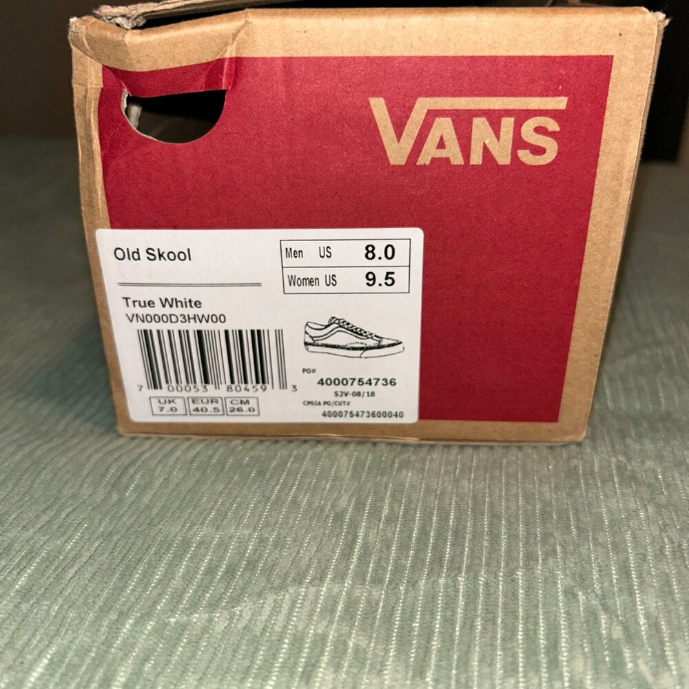 Vans - Picture 8 of 8